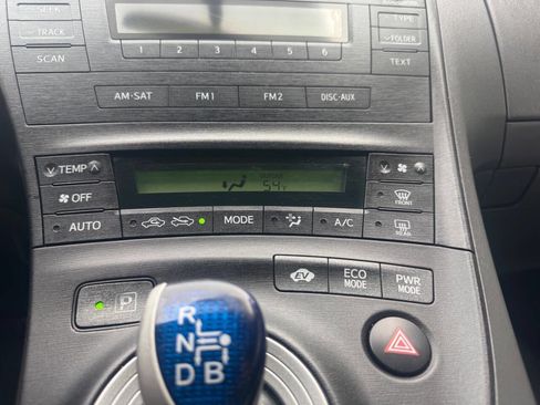 Used 2010 Toyota Prius Two image 31