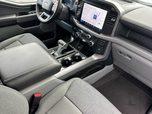 New 2025 Ford F150 Lightning XLT image 15