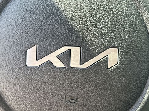 New 2025 Kia Soul LX w/ LX Technology Package image 25