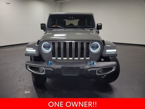 Used 2023 Jeep Wrangler Unlimited Sahara w/ Cold Weather Group image 3