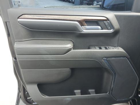 Used 2023 GMC Sierra 1500 Elevation RWD image 11