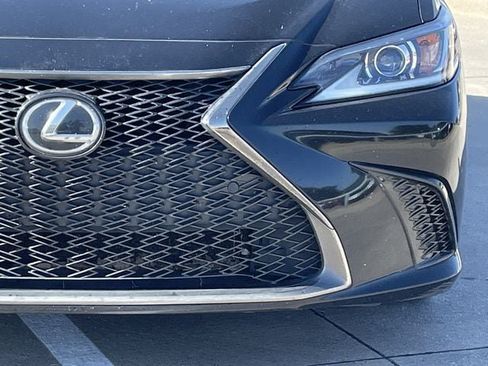 Used 2021 Lexus ES 350 F Sport w/ Special Edition FWD image 8