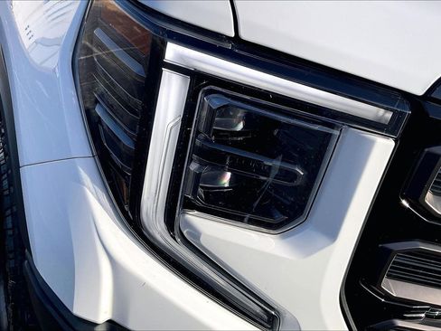 Used 2023 GMC Sierra 1500 AT4X w/ AT4X AEV Edition image 24