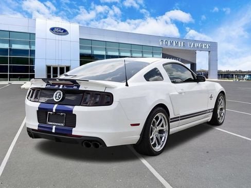 Used 2013 Ford Mustang Shelby GT500 RWD image 4
