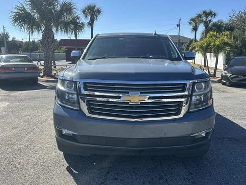 Used 2015 Chevrolet Suburban LTZ RWD image 3