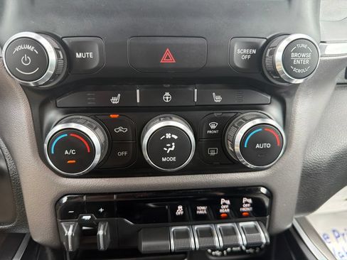 Used 2020 RAM 1500 Big Horn AWD/4WD image 26
