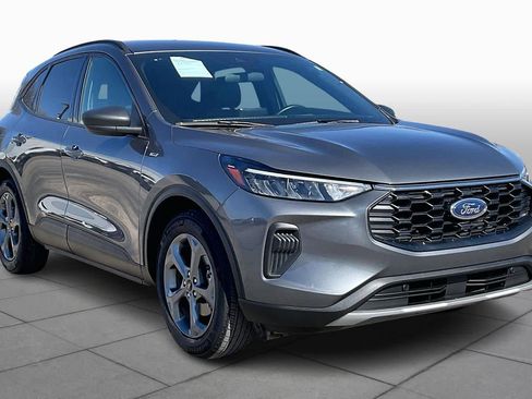 Used 2025 Ford Escape ST-Line image 3
