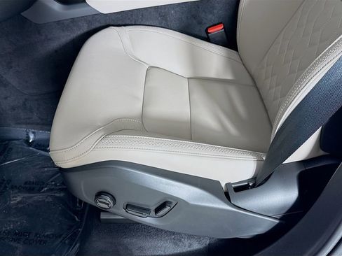 New 2026 Volvo XC90 B6 Plus w/ Protection Package Premier AWD/4WD image 19