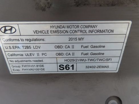 Used 2015 Hyundai Elantra Limited FWD image 36