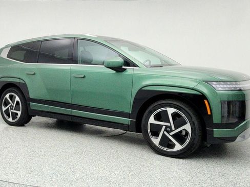 Used 2026 Hyundai Ioniq 9 Limited image 3