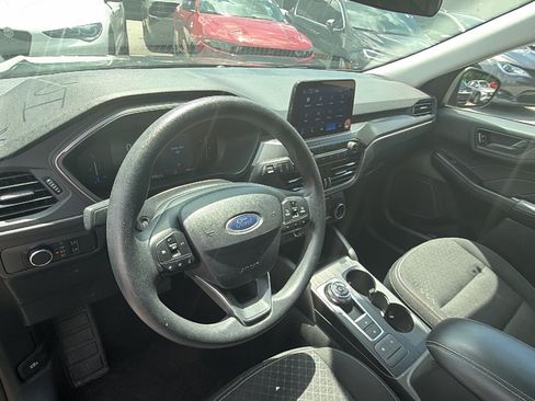 Used 2025 Ford Escape Active AWD/4WD image 24