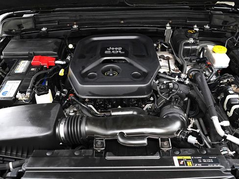 Used 2018 Jeep Wrangler Unlimited Rubicon image 31