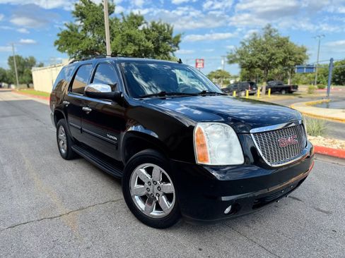 Used 2012 GMC Yukon SLT w/ SLT-2 Equipment Package RWD image 2