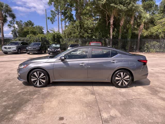 Used 2022 Nissan Altima 2.5 SV FWD image 11