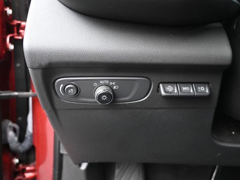 Used 2023 Buick Envision Avenir AWD/4WD image 20