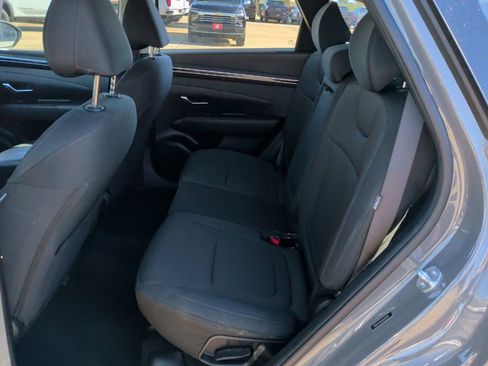 Used 2024 Hyundai Tucson SE image 32