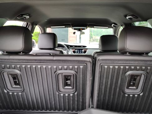 New 2025 Cadillac XT5 Luxury w/ LPO, Floor Liner Package image 40