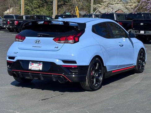 Used 2020 Hyundai Veloster N w/ Performance Package image 5