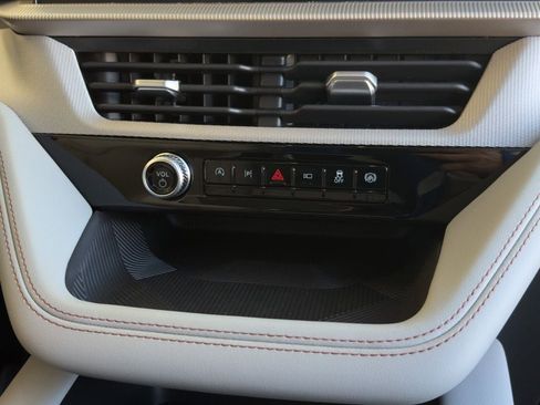 New 2026 Ford Explorer Active w/ Active Comfort Package image 44