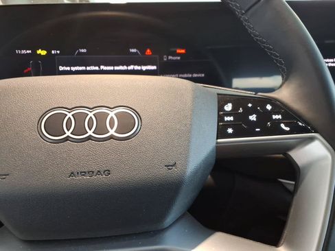 Used 2025 Audi Q5 Premium w/ Convenience Package AWD/4WD image 21
