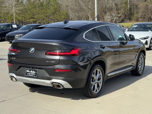 Used 2025 BMW X4 xDrive30i image 13