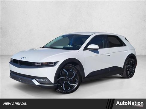 Certified 2024 Hyundai Ioniq 5 SEL image 1