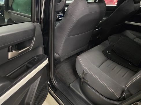 Used 2024 Toyota Tacoma TRD Off-Road AWD/4WD image 27