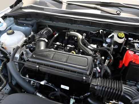 Used 2025 Ford Escape ST-Line image 10