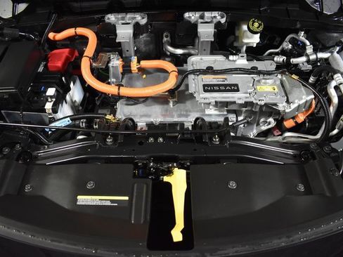 Certified 2024 Nissan Ariya AWD image 37