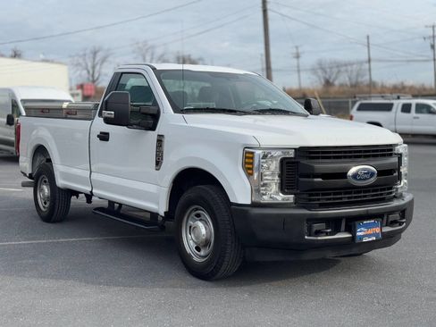 Used 2019 Ford F250 XL w/ Power Equipment Group image 3