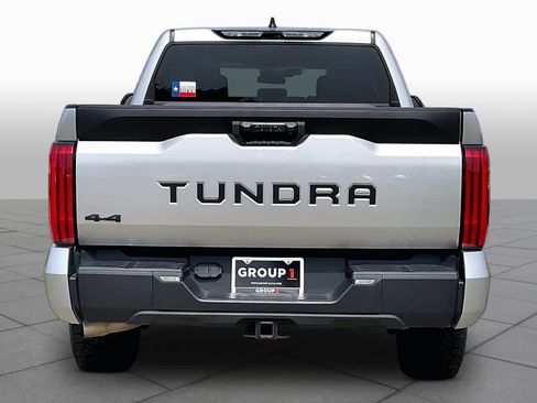 Used 2022 Toyota Tundra SR5 AWD/4WD image 5
