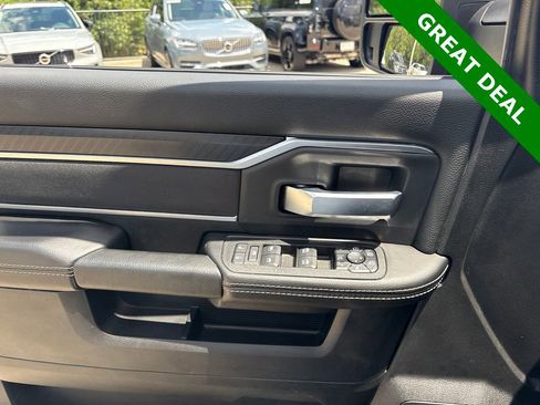 Used 2025 RAM 2500 Big Horn AWD/4WD image 17