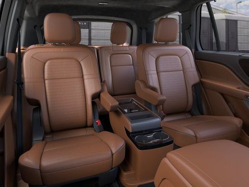 New 2026 Lincoln Aviator Black Label w/ Black Label Special Edition AWD/4WD image 11
