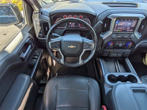 Used 2020 Chevrolet Silverado 1500 LTZ w/ LTZ Premium Package image 16