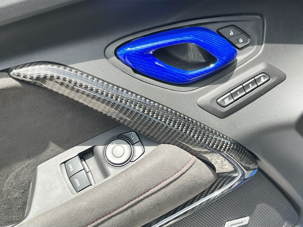 Used 2019 Chevrolet Camaro ZL1 RWD image 18