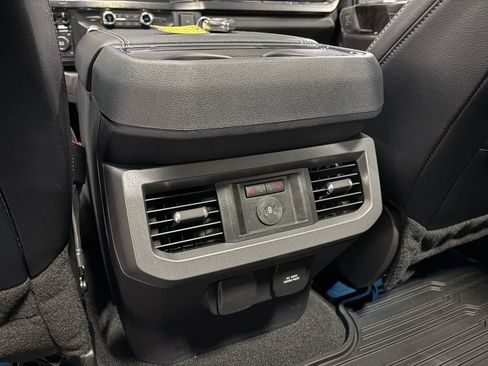 Used 2024 Ford F350 Lariat w/ Lariat Ultimate Package image 28