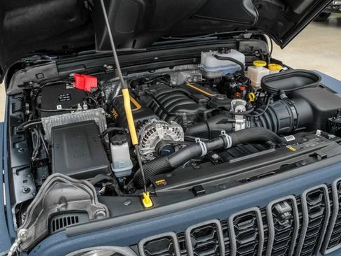 Used 2025 Jeep Wrangler Unlimited Rubicon 392 image 93