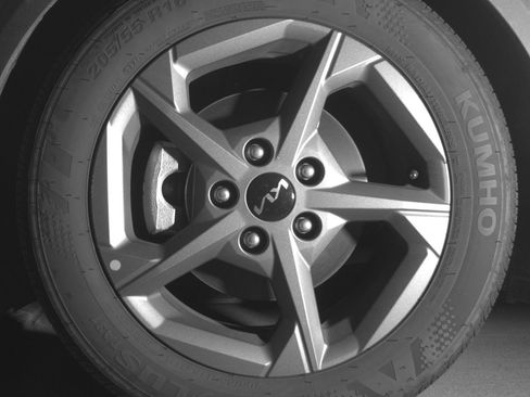 Used 2025 Kia K4 LXS image 12