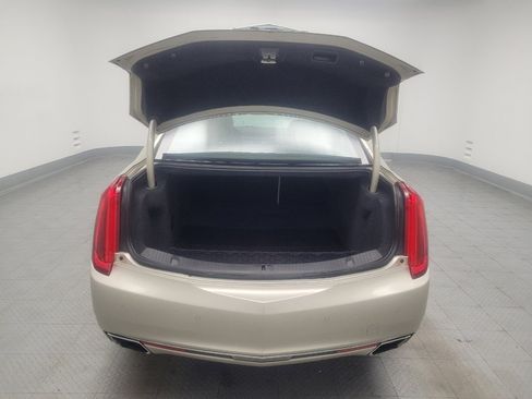 Used 2014 Cadillac XTS Luxury image 29