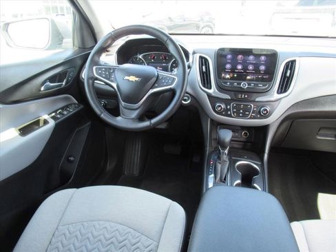 Certified 2023 Chevrolet Equinox LT FWD image 14