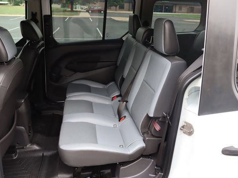 Used 2017 Ford Transit Connect XL FWD image 20