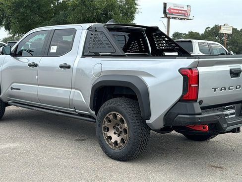 New 2025 Toyota Tacoma Trailhunter image 6