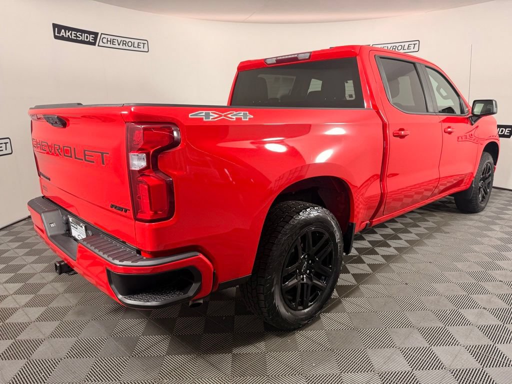 Used 2023 Chevrolet Silverado 1500 RST w/ LPO, Dark Essentials Package AWD/4WD image 6