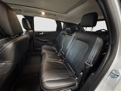 New 2025 Ford Escape SE w/ PHEV Premium Package image 13