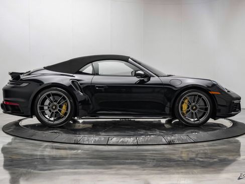 Used 2025 Porsche 911 Turbo S w/ Exterior Sport Package AWD/4WD image 27