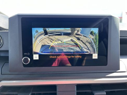 Certified 2025 Toyota Tacoma SR image 30