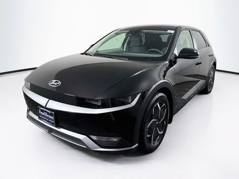 Certified 2024 Hyundai Ioniq 5 SEL AWD/4WD image 4