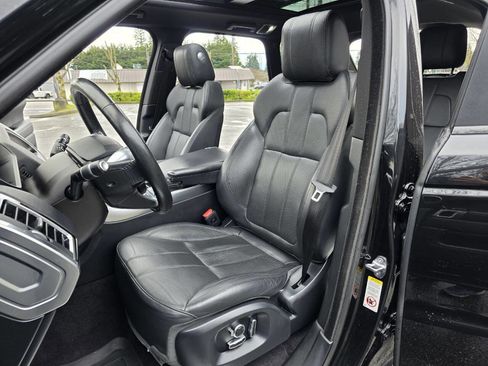 Used 2017 Land Rover Range Rover Sport HSE image 64
