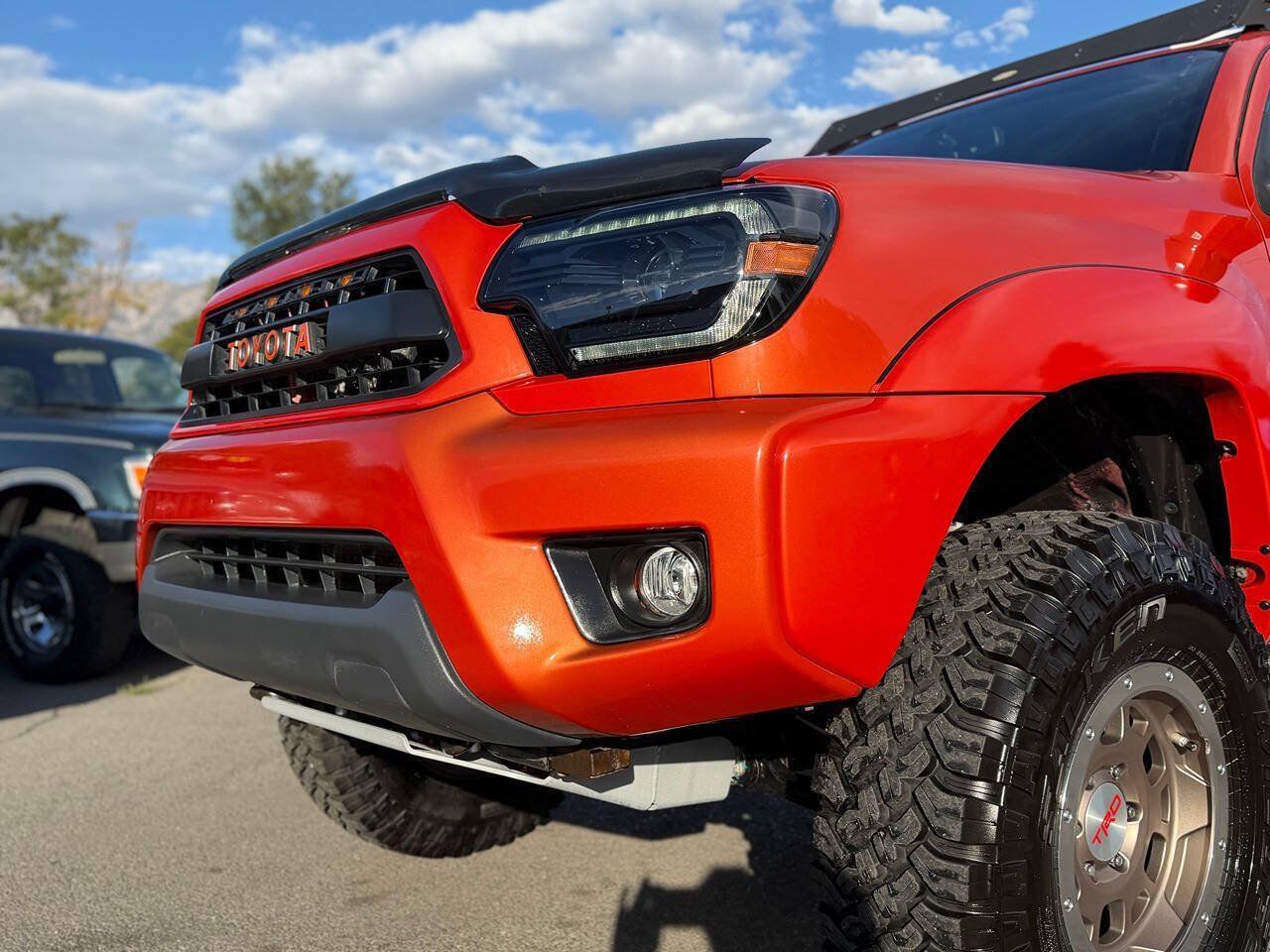 Used 2015 Toyota Tacoma TRD Pro w/ Off Road Towing Package AWD/4WD image 93