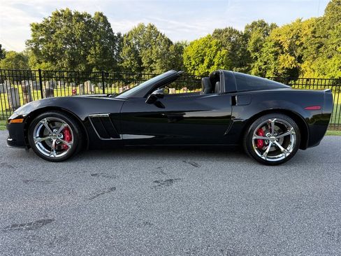 Used 2013 Chevrolet Corvette Grand Sport w/ 2LT Preferred Equipment Group RWD image 25